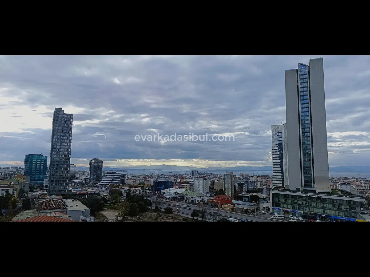 Ben Resul, yanına taşınacağım ev arkadaşı arıyorum